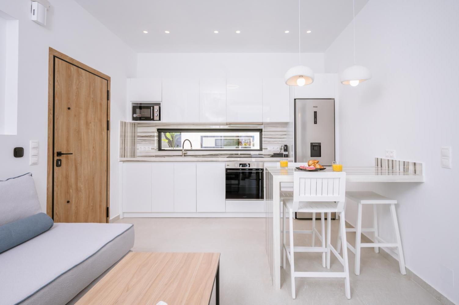 הרסוניסוס Sardines Luxury Suites מראה חיצוני תמונה