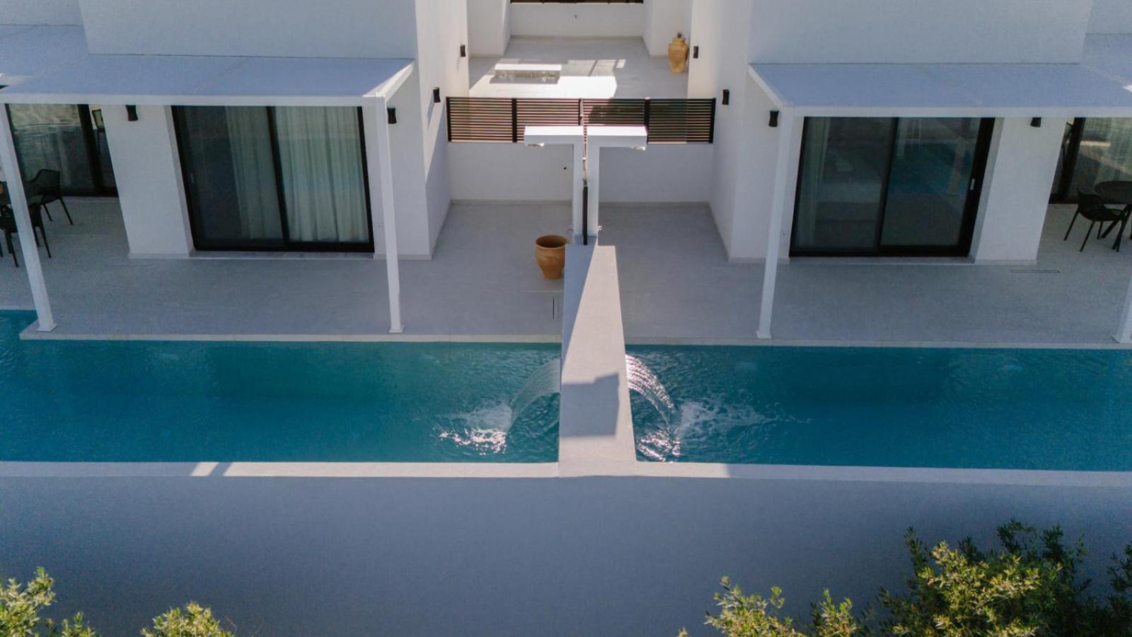 הרסוניסוס Sardines Luxury Suites מראה חיצוני תמונה